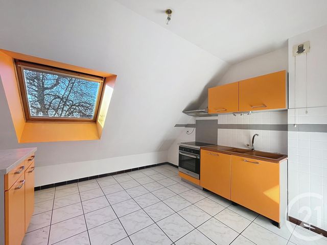 Appartement F3 à louer - 3 pièces - 75.0 m2 - VANDONCOURT - 25 - FRANCHE-COMTE - Century 21 Rollat Immobilier