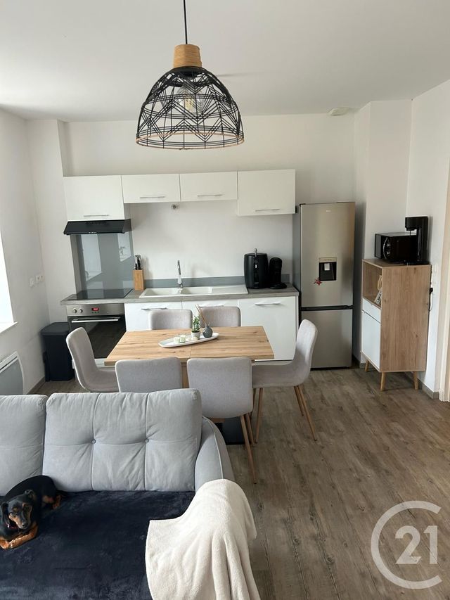 Appartement F3 à louer - 3 pièces - 56.0 m2 - MONTBELIARD - 25 - FRANCHE-COMTE - Century 21 Rollat Immobilier