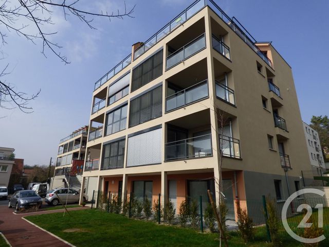 Appartement F3 à louer - 3 pièces - 76.41 m2 - MONTBELIARD - 25 - FRANCHE-COMTE - Century 21 Rollat Immobilier